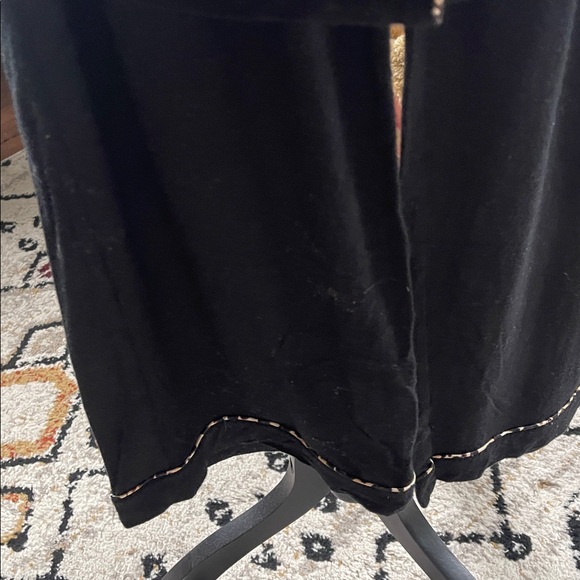 Gilligan & O’Malley Black, pajamas,Leopard Accents, button shirt. Pants tie. EUC - Picture 3 of 5